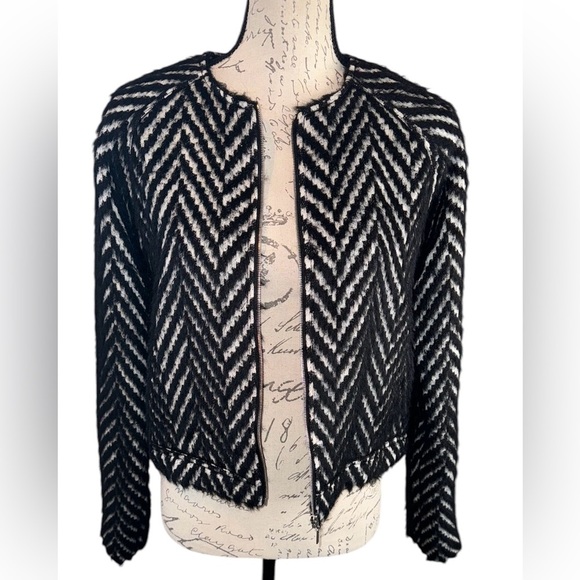 HELIOS & LUNA Jacket - Picture 4 of 8